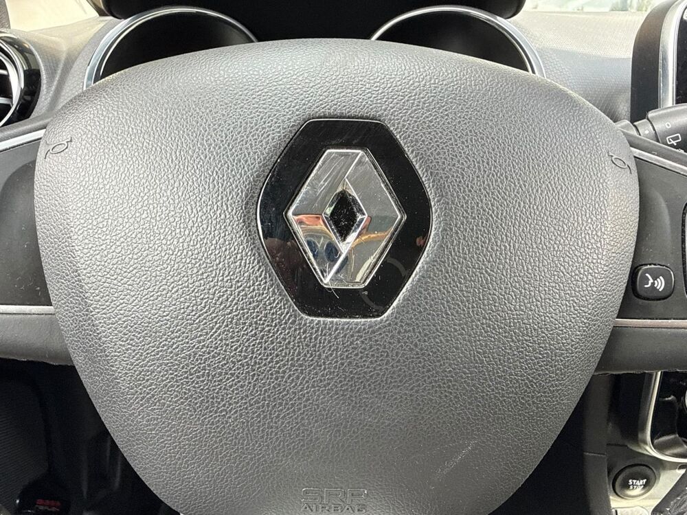 Clio IV 0.9 Energy TCe 90 Intens, 10990? ou 233,48? par mois pend 2016 occasion 31660 Bessi&egrave;res