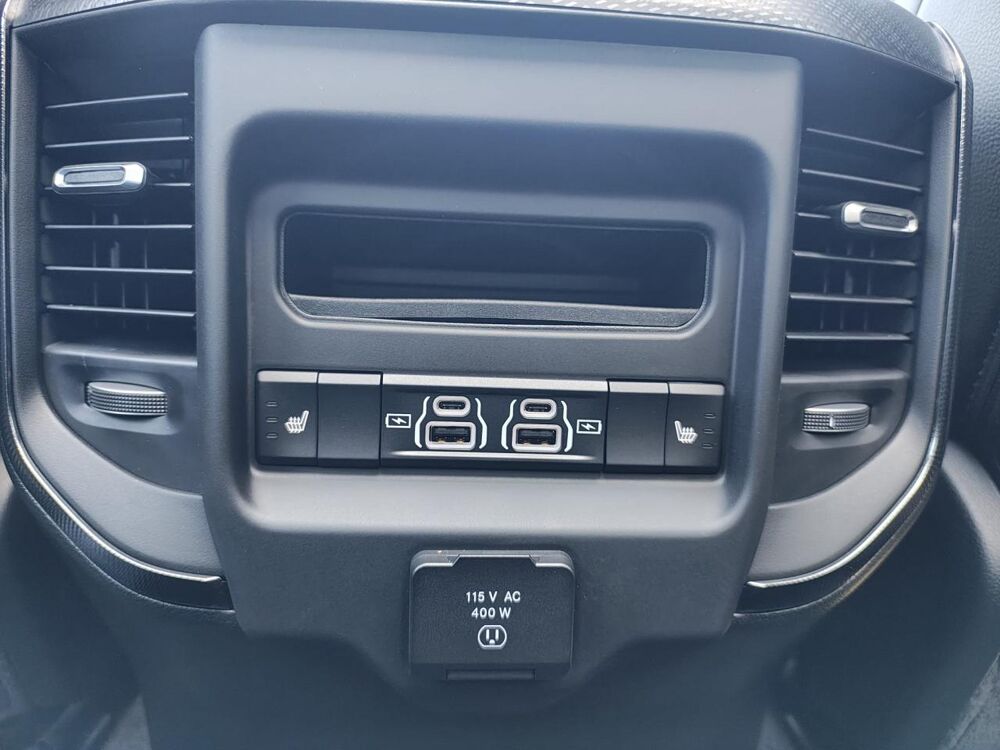 RAM 1500 CREW CAB REBEL 2025 occasion 91830 Le Coudray-Montceaux