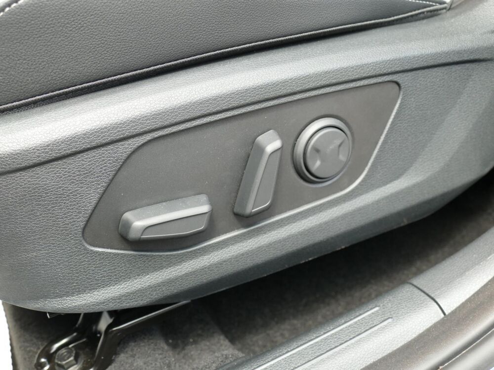 Sportage V 1.6 HYBRIDE HEV 239 GT-LINE - BVA PACK TO. 2026 occasion 77090 Coll&eacute;gien
