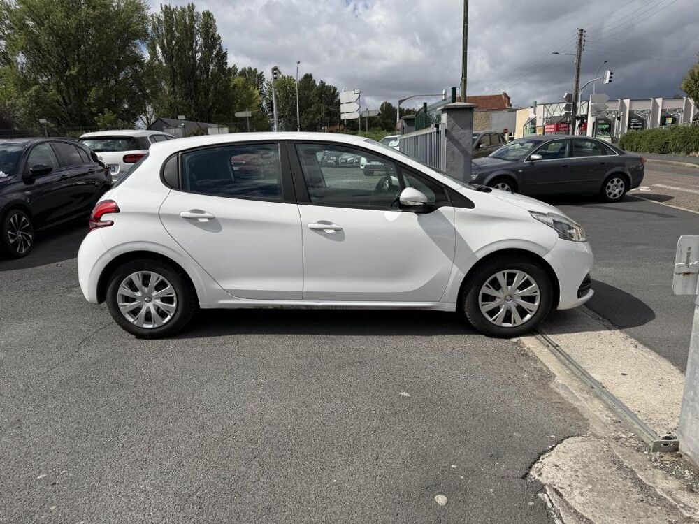 208 1.2i PureTech - 82 Style clim 2016 occasion 19100 Brive-la-Gaillarde