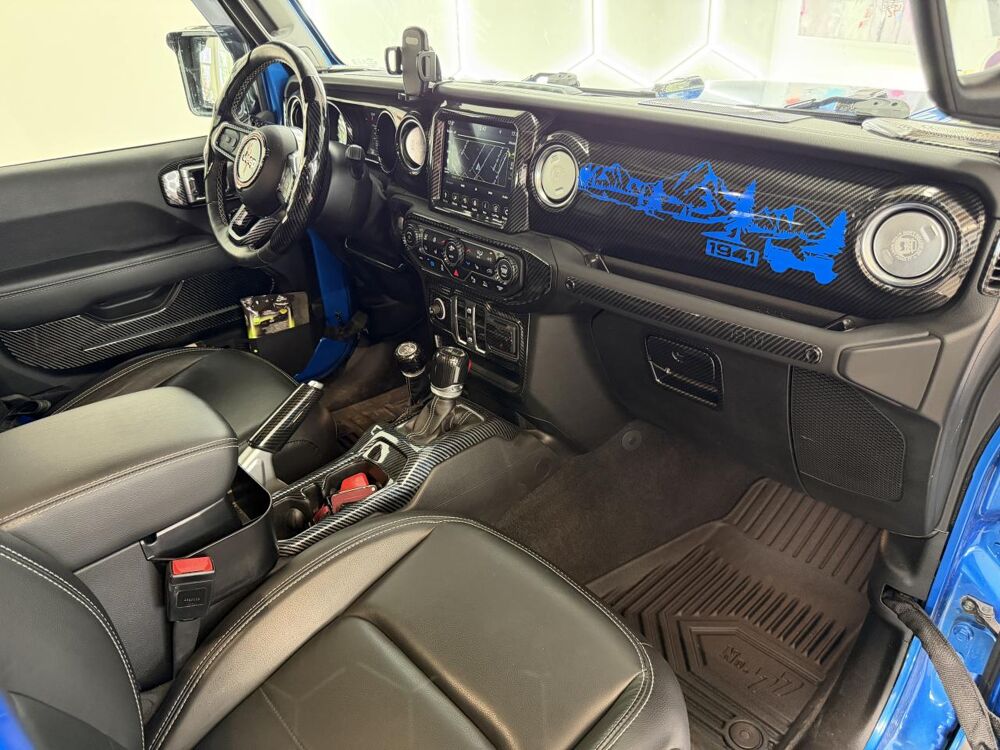 Wrangler 2.0 T 380H 270 4X4 HYBRID PHEV 17.3KWH UNLIMITED OVERLAND AW 2021 occasion 16000 Angoul&ecirc;me