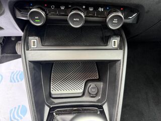 C4 1.5 BlueHDi - 110 S&S Feel Pack carplay + clim + radar AR 2022 occasion 19100 Brive-la-Gaillarde