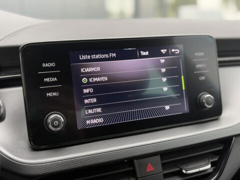 Scala TSI 110 DSG Ambition avec Cam&eacute;ra, Apple Car Play et Digital 2024 occasion 35300 Foug&egrave;res