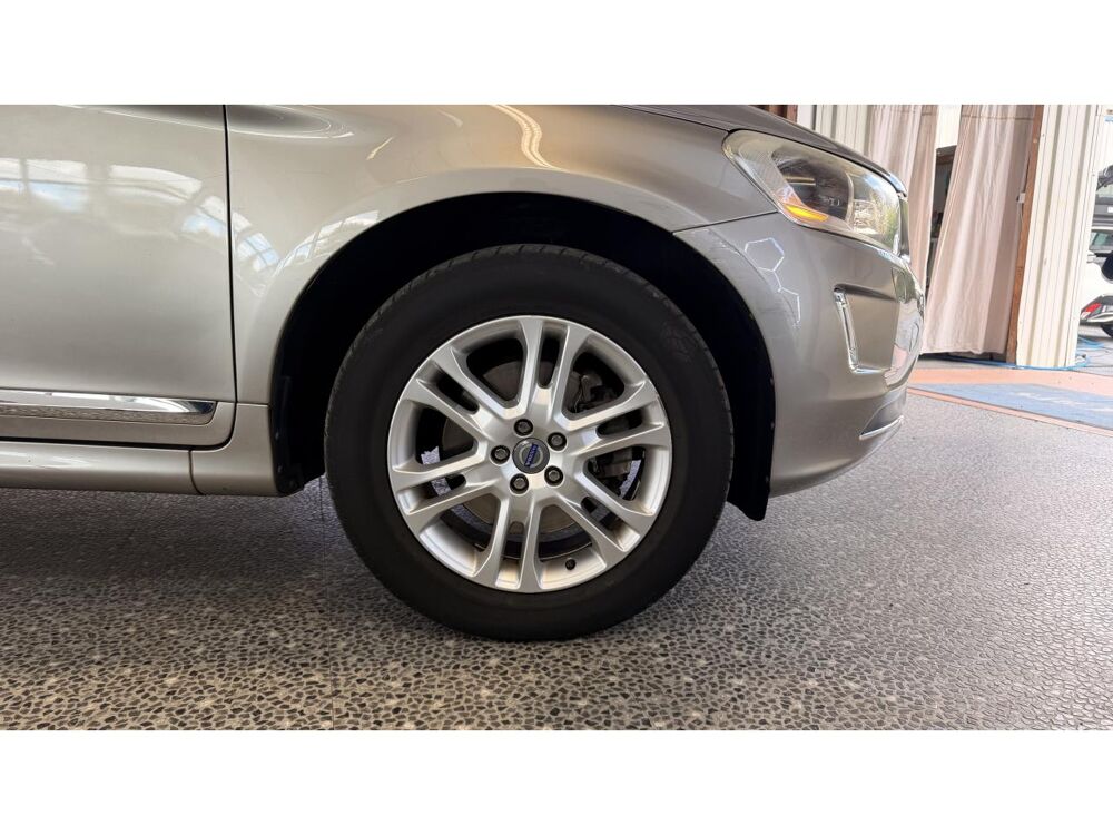 XC60 2.0 D4 180 SUMMUM GEARTRONIC BVA - START & STOP- GARANTIE 12 2014 occasion 16000 Angoul&ecirc;me