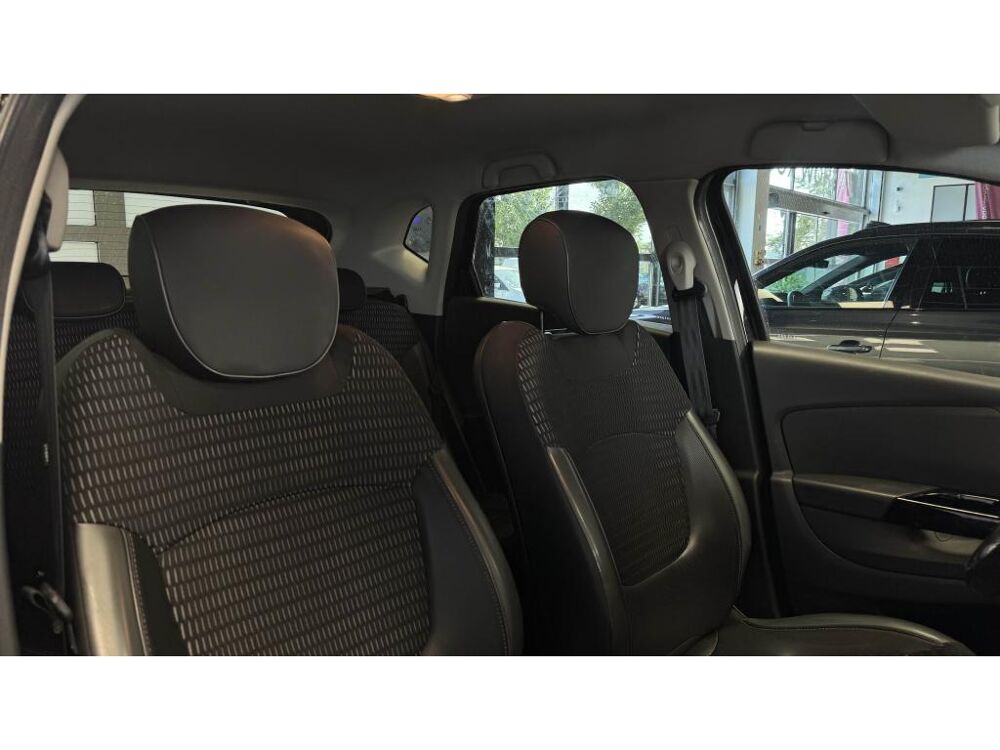 Captur 1.5 Energy dCi 110 Intens - 2nd Main - Radar de recul - Ent 2016 occasion 60740 Saint-Maximin