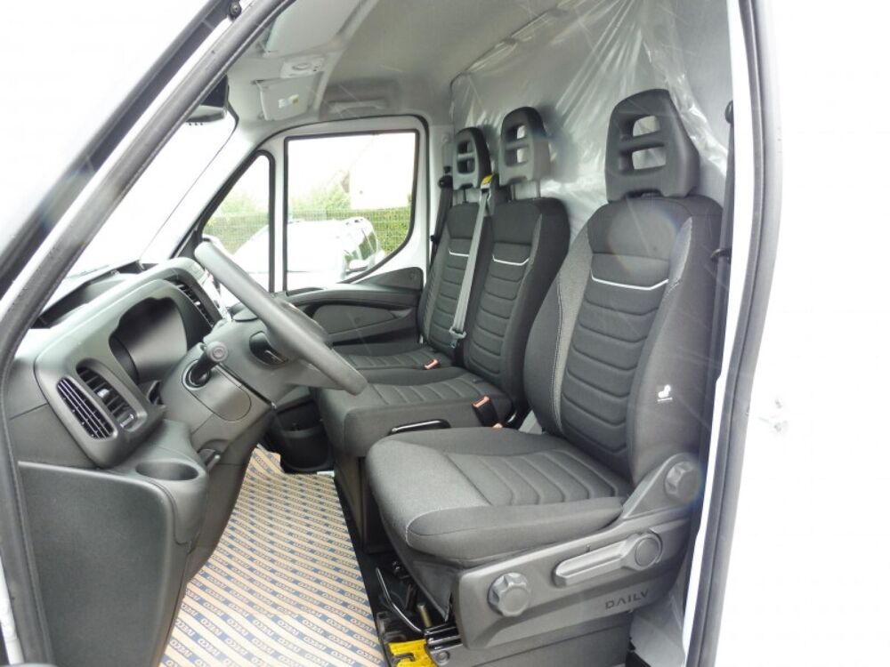 Daily 35s16 2.3 v12 hi-matic 156cv 2026 occasion 34190 Ganges