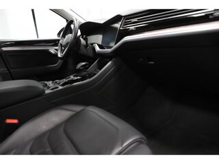 Touareg 3.0 TSI eHybrid 381 Elegance 4Motion Tiptronic 2021 occasion 06550 La Roquette-sur-Siagne