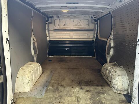 NV300 Visia 2.8t L1H1 1.6 dCi - 95 FOURGON Fourgon L1H1 PHASE 1 2016 occasion 33370 Artigues-pr&egrave;s-Bordeaux