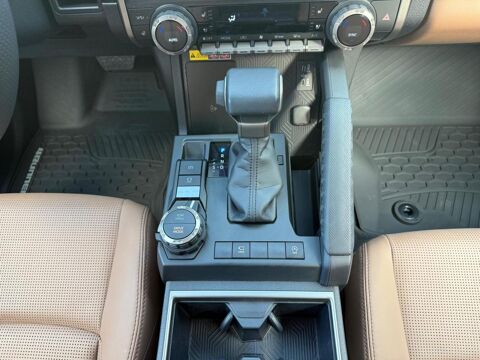 4Runner Limited 2.4L 4-Cyl. 2025 occasion 91830 Le Coudray-Montceaux