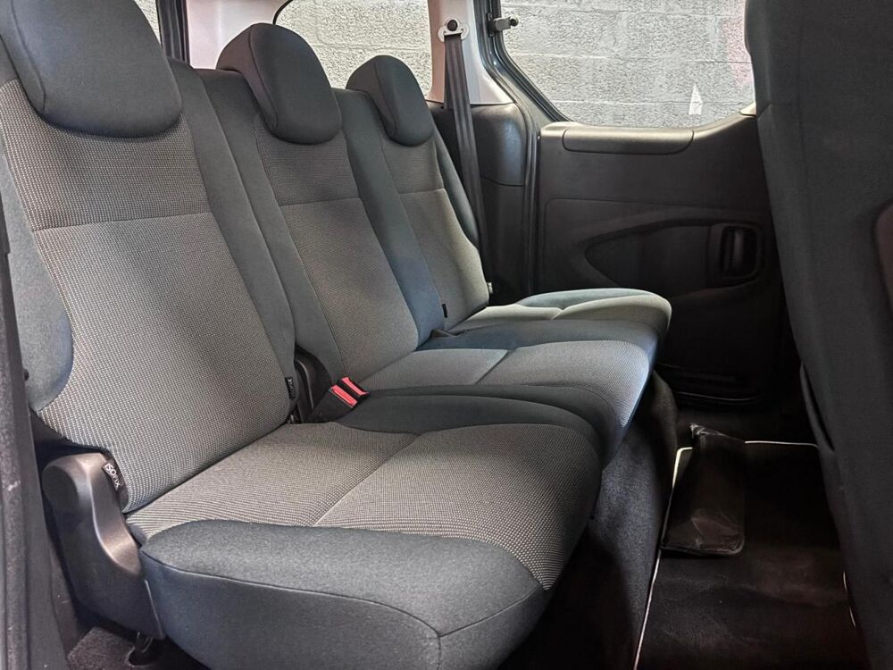 Berlingo E-COMBI M Feel Gris Shark 49kw/h - GARANTIE 6 MOIS MINIMUM 2019 occasion 33700 M&eacute;rignac