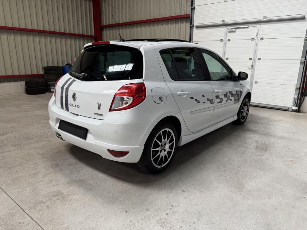 Clio 3 1.5 DCI 105 GT GORDINI PREMIERE MAIN 2011 occasion 52100 Bettancourt-la-Ferr&eacute;e