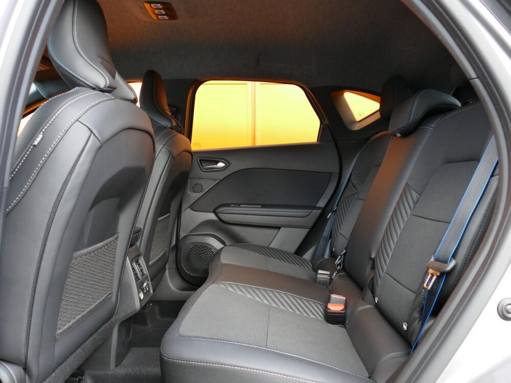 Captur II 1.8 E-TECH FULL HYBRID 160 ESPRIT ALPINE - BVA & PACK 360 2026 occasion 77090 Coll&eacute;gien