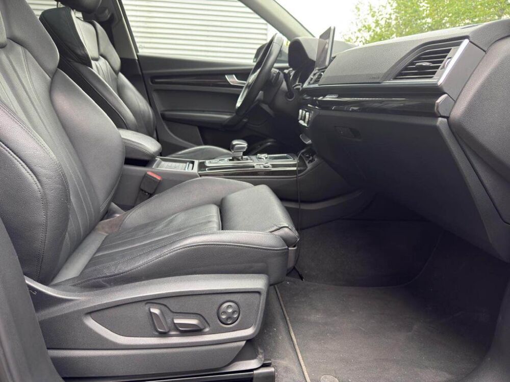 Q5 Quattro 2.0 50 TFSI e - 299 - BV S-tronic Avus - ATTELAGE - 2020 occasion 77185 Lognes