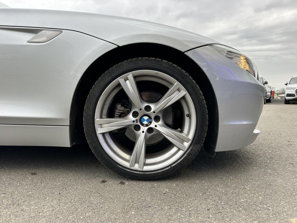 Z4 sDrive 23i - BVA ROADSTER E89 Confort PHASE 1 2009 occasion 33450 Montussan