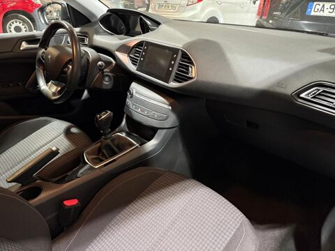 308 1.2i PureTech 12V S&S - 110 II 2013 BERLINE Active Business 2020 occasion 78680 &Eacute;p&ocirc;ne