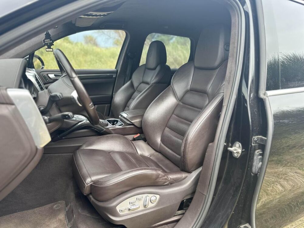 Cayenne TURBO 4.8 V8 500 CH - PCCB - BURMESTER - PDCC - SUIVI PORSCH 2010 occasion 13760 Saint-Cannat