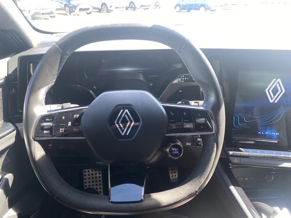 Austral 1.2 E-Tech Hybride - 200 - BVA multi-modes 2024 Iconic 2024 occasion 31220 Lavelanet-de-Comminges