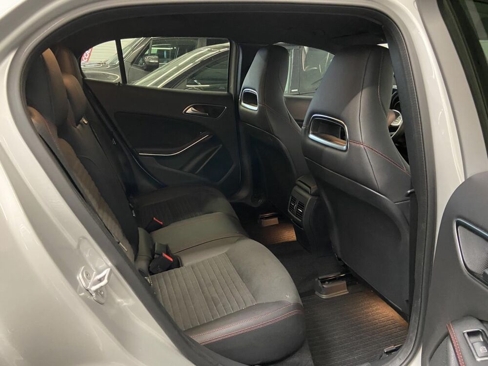 Classe GLA MERCEDES 1.5 180 CDI 110 FASCINATION 7G-DCT BVA occasion 02000 Laon