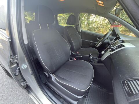 Venga 1.6 CRDi 115 BERLINE Edition 7 2013 occasion 77185 Lognes