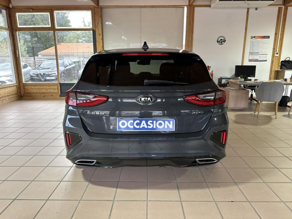 Ceed 1.6 CRDi 136 GT Line Camera de recul CarPlay Kit main libre 2020 occasion 33700 M&eacute;rignac
