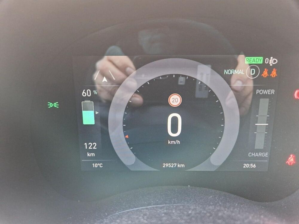 500 Electrique 118ch 42.0kWh Icone - SOH +95% 2023 occasion 35300 Foug&egrave;res