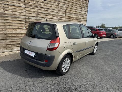 Sc&eacute;nic 1.5 dCi - 105 Euro 4 II MONOSPACE Confort Expression PHASE 2006 occasion 19100 Brive-la-Gaillarde