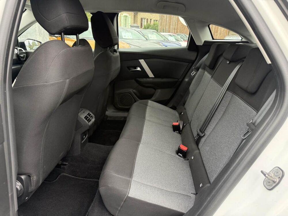C4 1.5 BlueHDi - 110 S&S Feel Pack carplay + clim + radar AR 2022 occasion 19100 Brive-la-Gaillarde