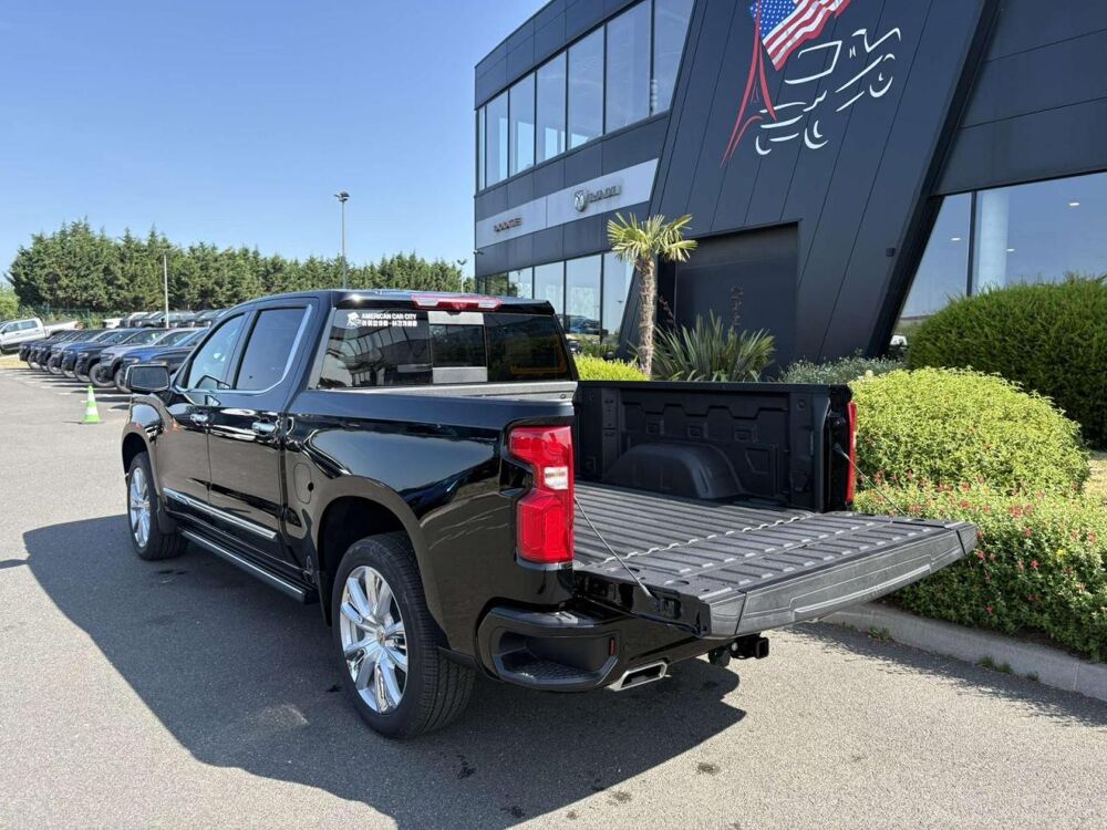 Divers Crewcab High Country V8 EcoTec 6.2L 4WD 2025 occasion 91830 Le Coudray-Montceaux