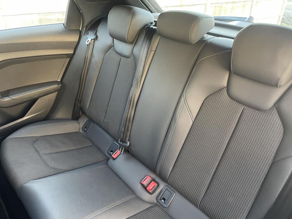 A1 SPORBACK 1.0 L 30 TFSI 116 CH BVA S-Tronic S line-GARANTIE 2019 occasion 33127 Saint-Jean-d'Illac