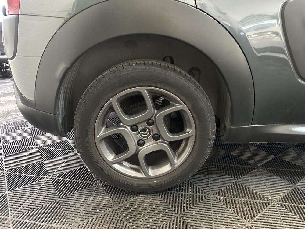 C4 cactus 1.2 PureTech 12V - 82 Feel PHASE 1 2016 occasion 94360 Bry-sur-Marne