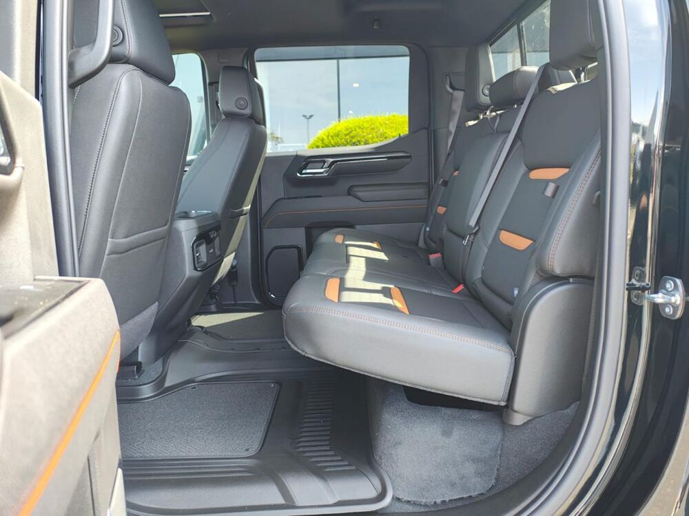Sierra 1500 Crew cab AT4 4x4 V8 6,2L 2026 occasion 91830 Le Coudray-Montceaux