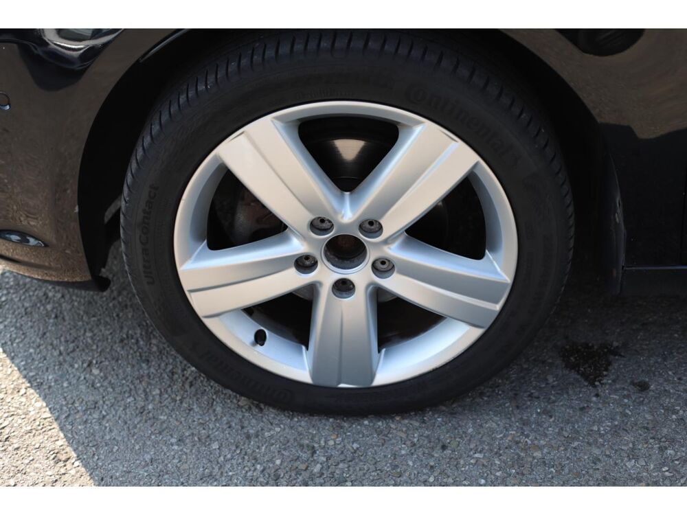 Touran 1.6 tdi 105 fap confortline dsg7 2012 occasion 60740 Saint-Maximin