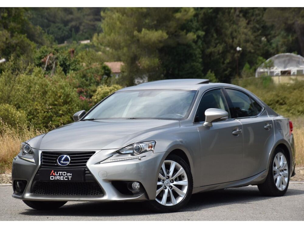 IS 300h - BV E-CVT 300H . PHASE 1 2014 occasion 06250 Mougins