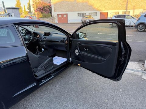 M&eacute;gane Coup&eacute; 1.5 Energy dCi - 110 Bose gps + clim + camera AR + Rad 2014 occasion 19100 Brive-la-Gaillarde