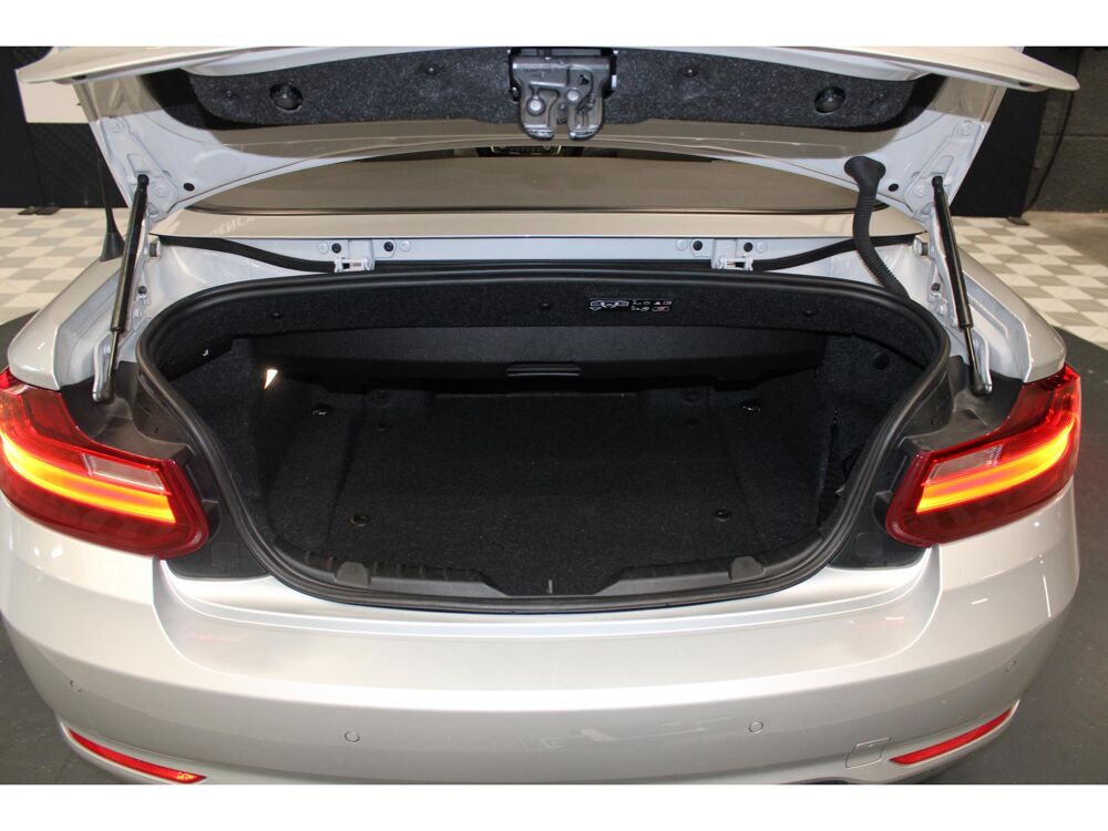 Serie 2 218i Cabriolet Faible KM Pack Sport R&eacute;gulateur 2015 occasion 59493 Villeneuve-d'Ascq