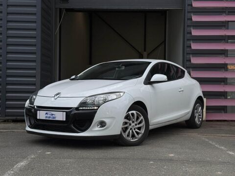 Renault megane Coup&eacute; 1.5 dCi - 110 CH - TomTom L