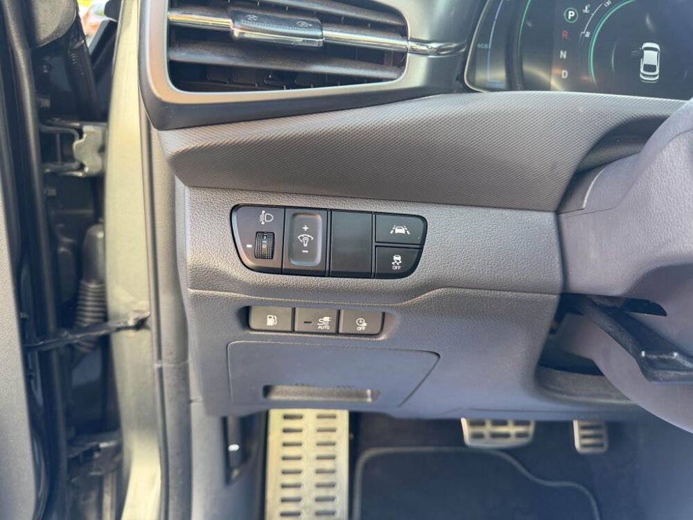Ioniq Plug-in Cr&eacute;ative gps + clim + camera AR 2022 occasion 19100 Brive-la-Gaillarde