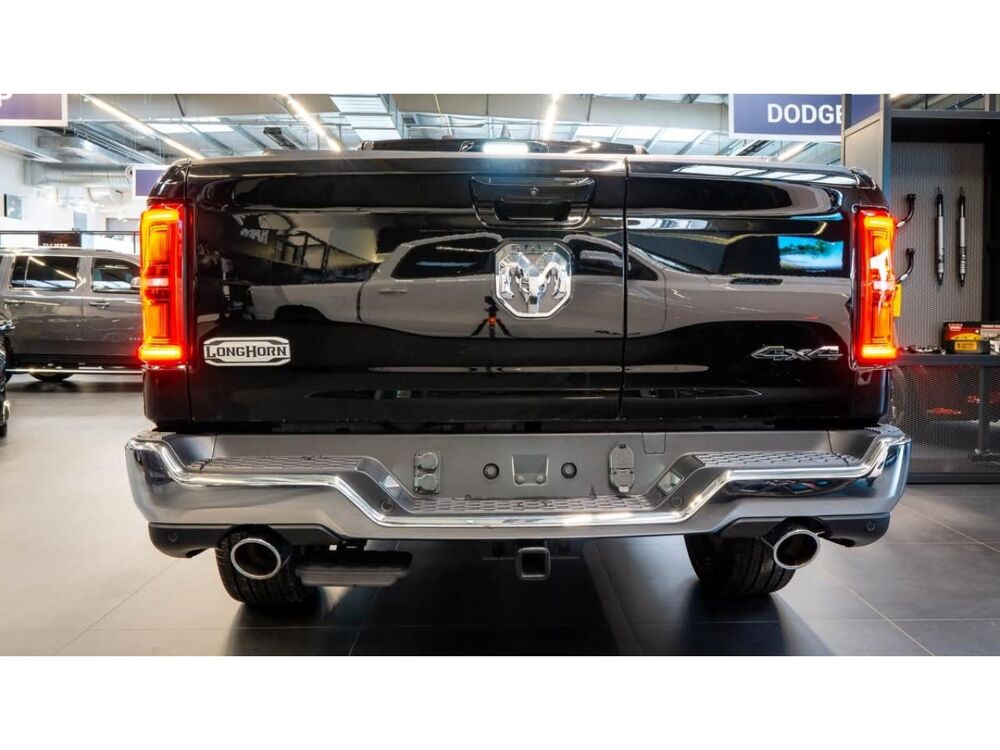 RAM 1500 CREW LONGHORN BOX HAYON MULTI 2025 2025 occasion 91830 Le Coudray-Montceaux