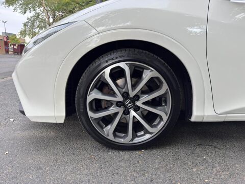 Civic 2.2 i-DTEC 2012 BERLINE Ex&eacute;cutive 2013 occasion 77185 Lognes