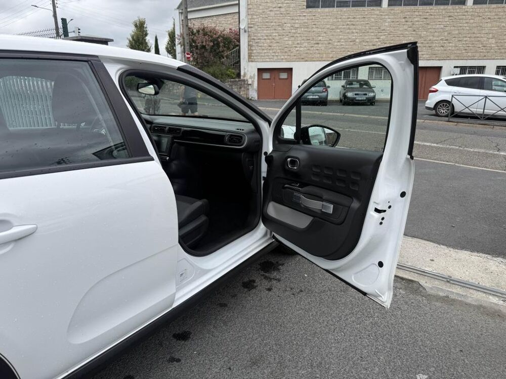 C3 1.5 BlueHDi - 100 S&S Feel gps + clim + radar AR 2018 occasion 19100 Brive-la-Gaillarde