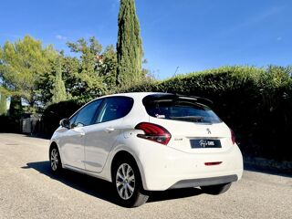 208 1.6 75CH Allure Business - CARPLAY - CLIM - DISTRI FAITE 2017 occasion 13760 Saint-Cannat
