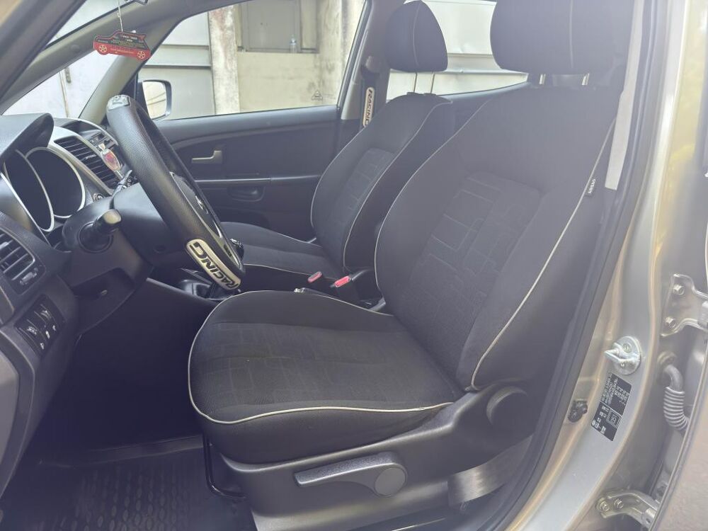 Venga 1.6 CRDi 115 BERLINE Edition 7 2013 occasion 77185 Lognes