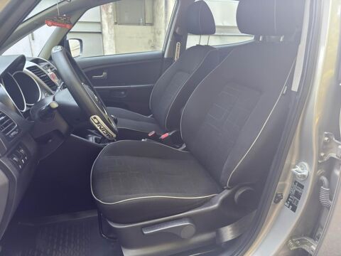 Venga 1.6 CRDi 115 BERLINE Edition 7 2013 occasion 77185 Lognes