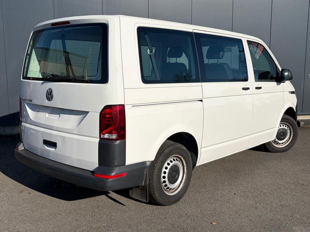 Transporter T6 MINIBUS 8 Places 2.0 TDI 110 Business Line 2020 occasion 35300 Foug&egrave;res