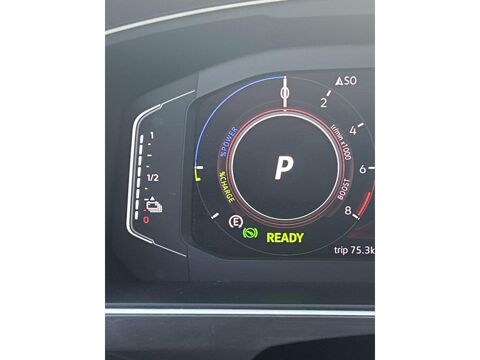 Tiguan 1.4 eHYBRID 245ch LIFE BUSINESS DSG6 2022 occasion 44700 Orvault
