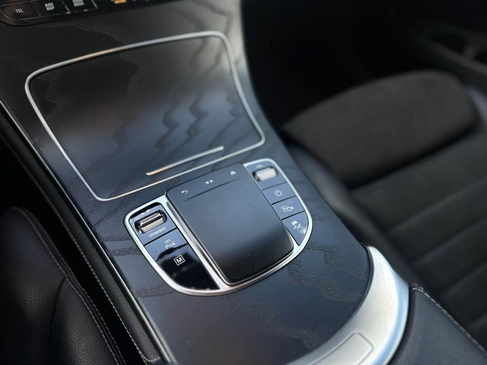 Classe GLC COUP&Eacute; 300 E+ HYBRID - AMG LINE 4-MATIC - ATTELAGE - CAM -L 2020 occasion 13760 Saint-Cannat