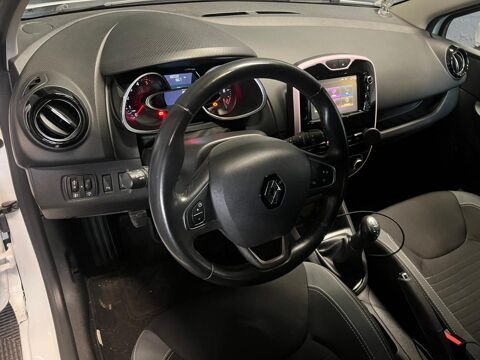 Clio IV 1.5 DCI 90CH - FINITION LIMITED - GARANTIE 6 MOIS MINIM 2016 occasion 33700 M&eacute;rignac