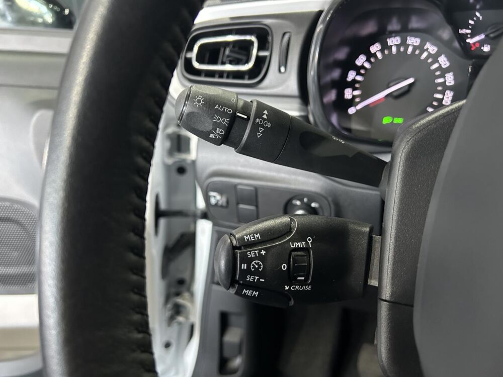 C3 1.2 PureTech 12V - 83 S&S BERLINE Shine Pack 2020 occasion 47200 Saint-Pardoux-du-Breuil