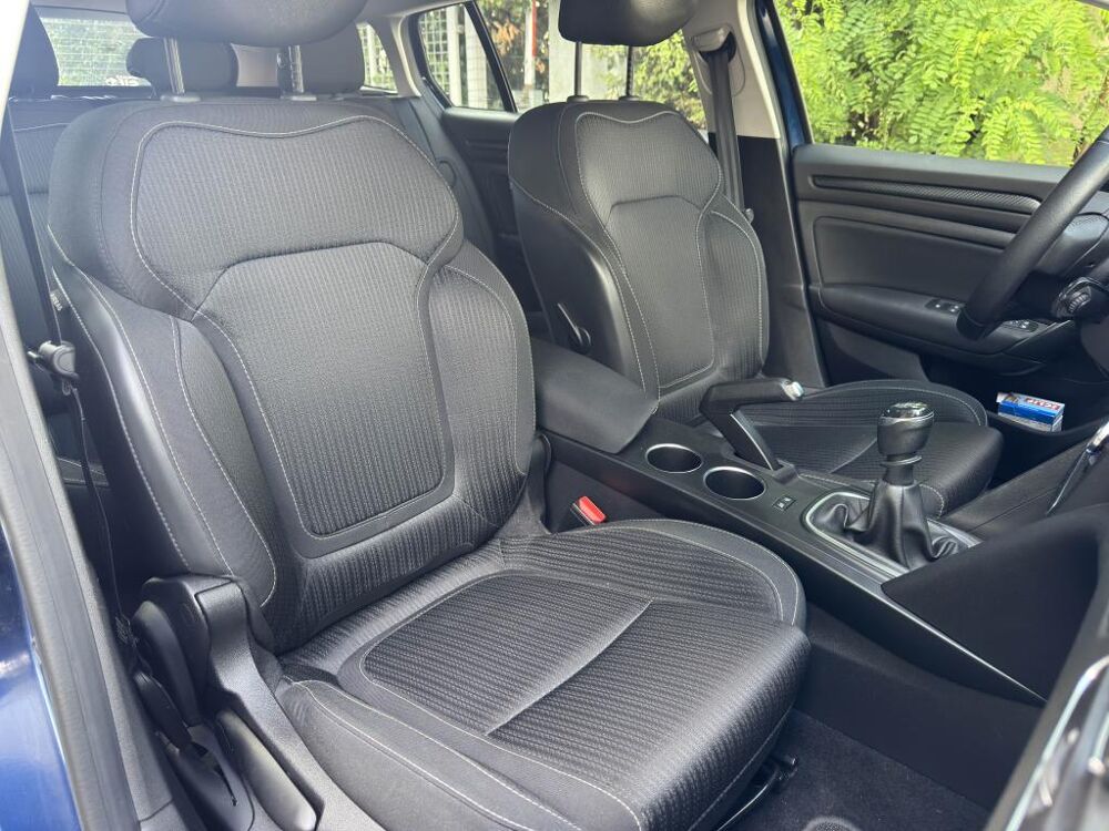 M&eacute;gane Estate 1.5 Blue dCi - 115 IV ESTATE BREAK Business 2019 occasion 77185 Lognes