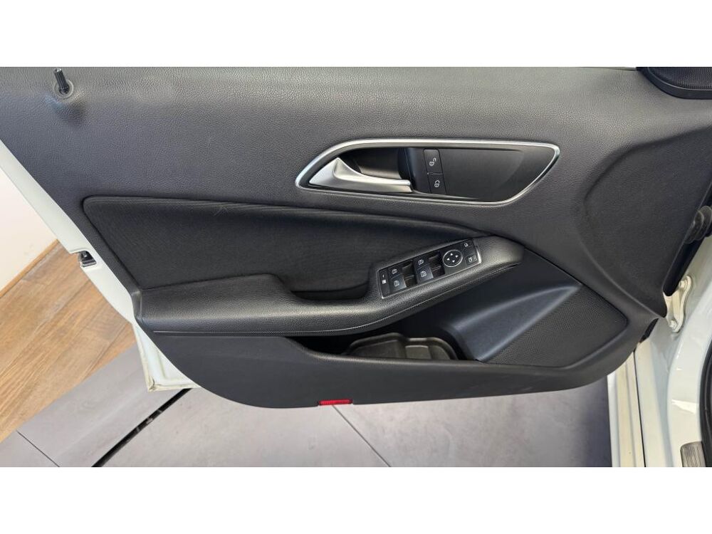 Classe A 180 BlueEfficiency - BV 7G-DCT - Intuition - Entretien Comp 2012 occasion 60740 Saint-Maximin